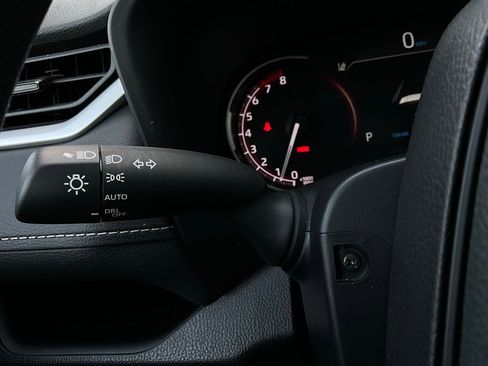 Used 2025 Toyota RAV4 XLE image 36