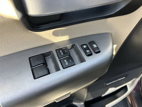 Used 2016 Toyota Sequoia Limited image 27