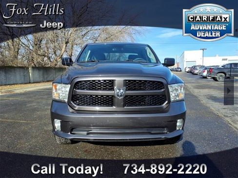 Used 2017 RAM 1500 Express image 2