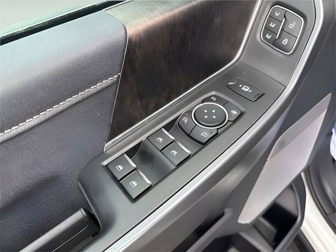 Used 2026 Ford F350 Lariat w/ Black Appearance Package image 20