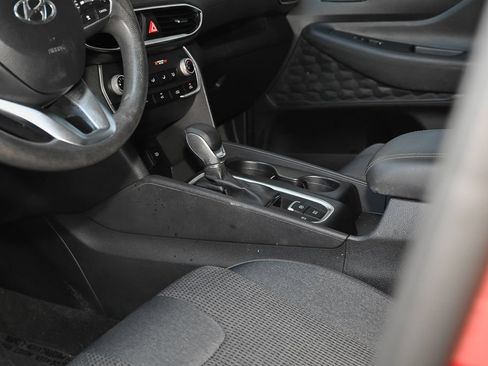 Used 2020 Hyundai Santa Fe SE FWD image 34
