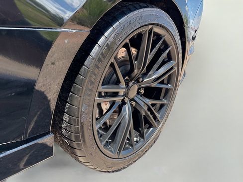 Used 2021 Chevrolet Camaro ZL1 RWD image 32