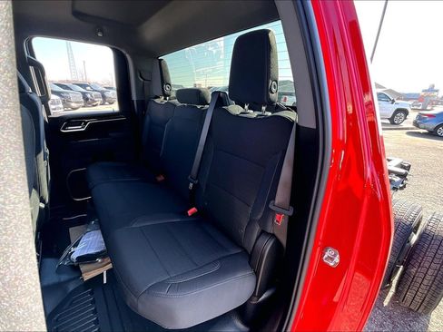 New 2026 GMC Sierra 3500 SLE w/ SLE Convenience Package AWD/4WD image 10