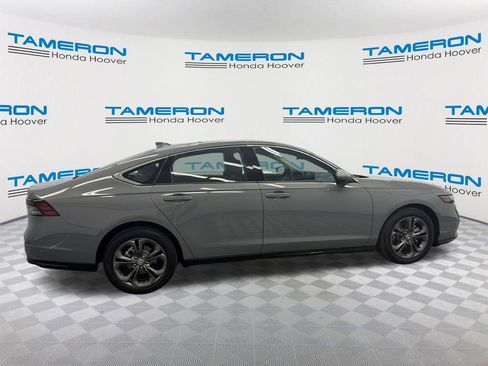 Used 2025 Honda Accord EX-L image 6