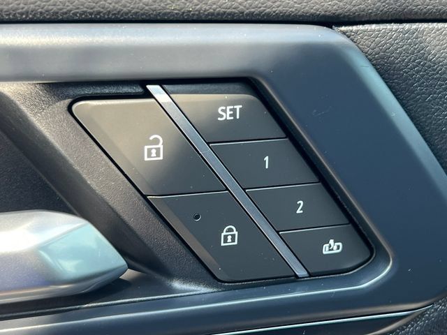 Used 2026 GMC Terrain AT4 w/ Convenience Package III AWD/4WD image 15