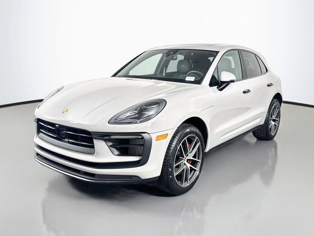 Certified 2024 Porsche Macan S AWD/4WD image 1
