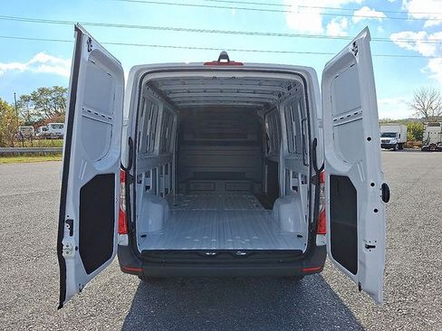 Used 2026 Mercedes-Benz Sprinter 2500 image 10