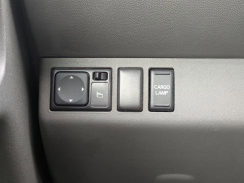 Used 2020 Nissan Frontier SV image 24