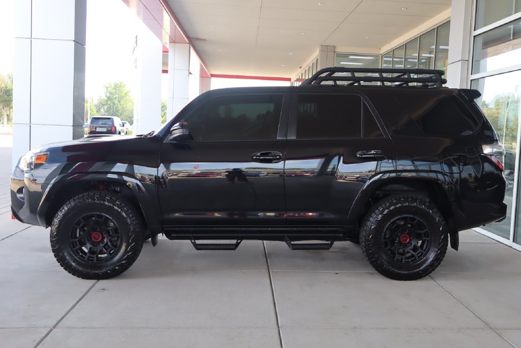 Used 2022 Toyota 4Runner TRD Pro AWD/4WD image 4