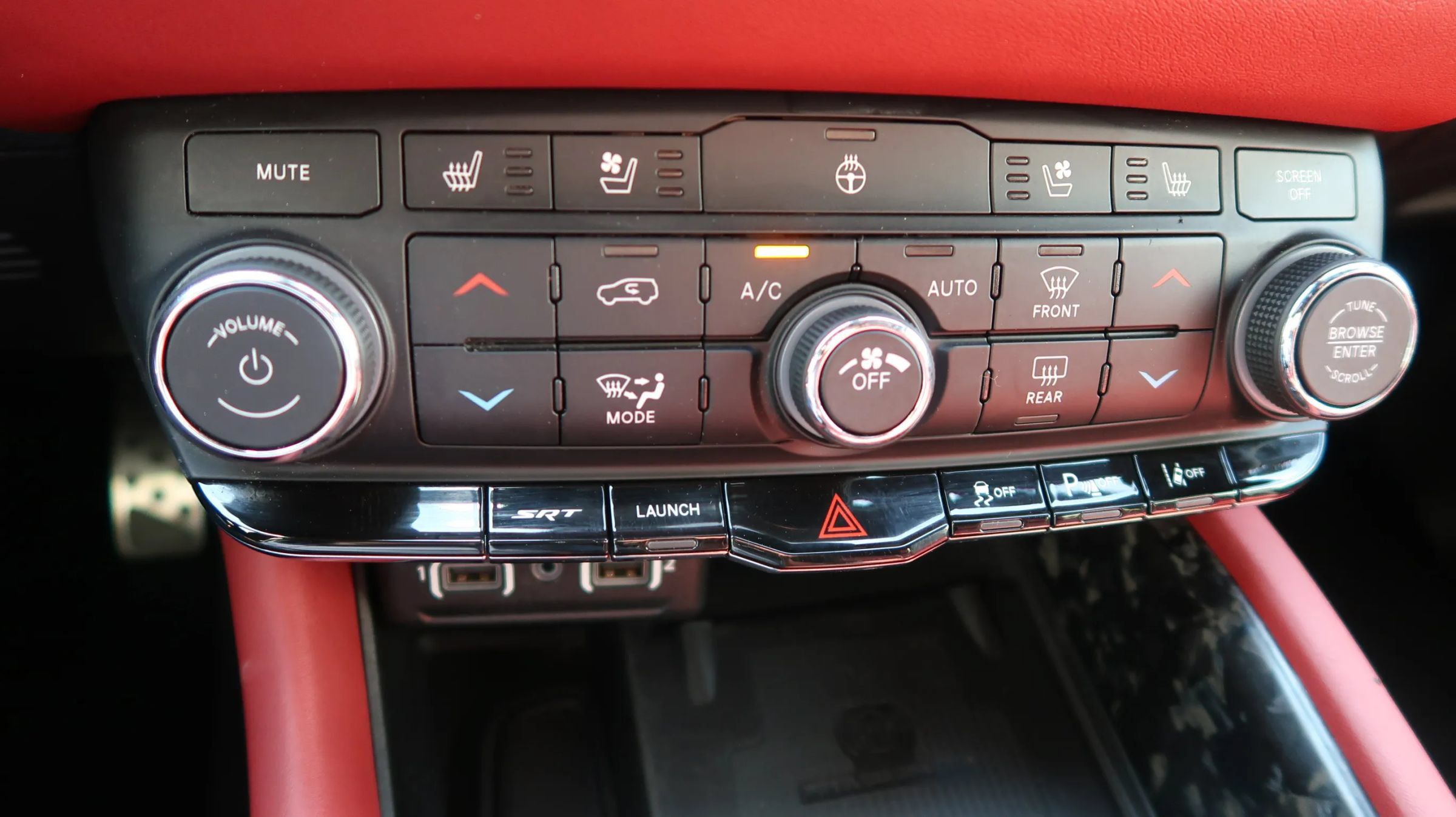 Used 2023 Dodge Durango SRT AWD/4WD image 36