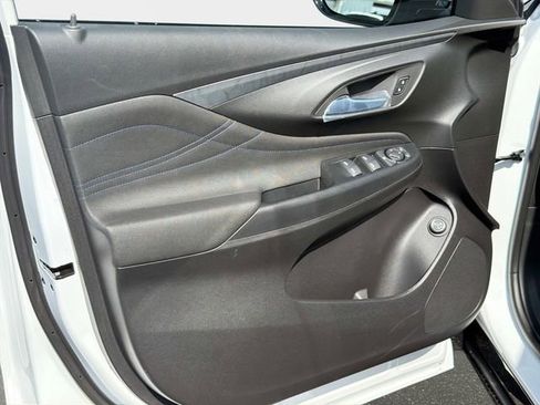 New 2026 Buick Envista Sport Touring w/ Convenience I Package FWD image 17