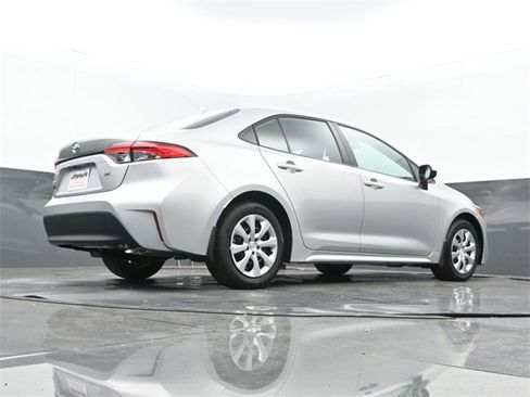 Used 2026 Toyota Corolla LE image 25
