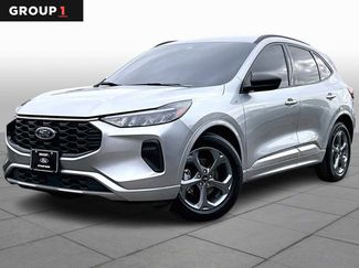 Certified 2023 Ford Escape ST-Line w/ Tech Pack #1 video 1