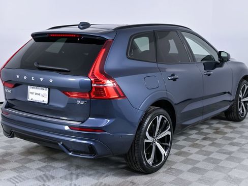 Certified 2024 Volvo XC60 B5 Ultimate w/ Protection Package Premier image 31