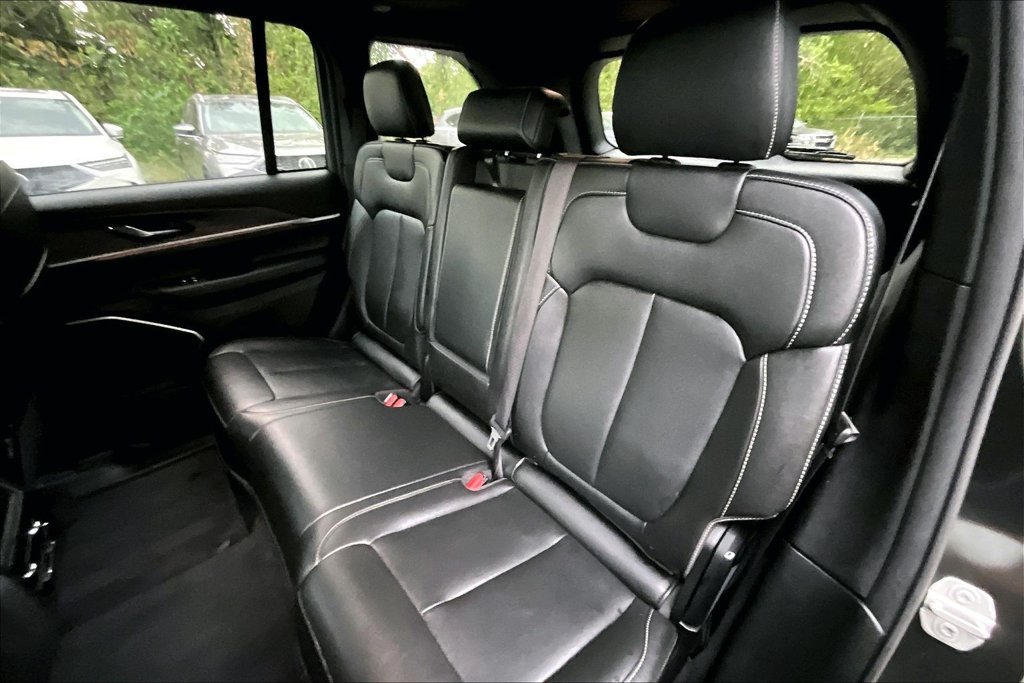 Used 2024 Jeep Grand Cherokee Limited 4xe AWD/4WD image 36