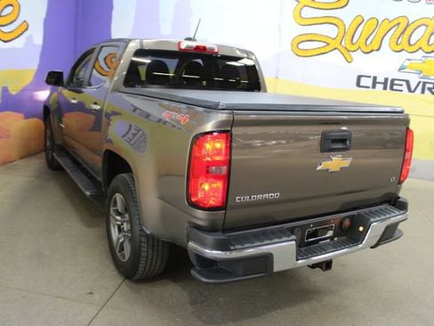 Used 2015 Chevrolet Colorado LT AWD/4WD image 6