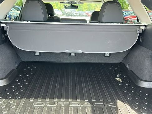 Certified 2025 Subaru Outback Onyx Edition AWD/4WD image 27