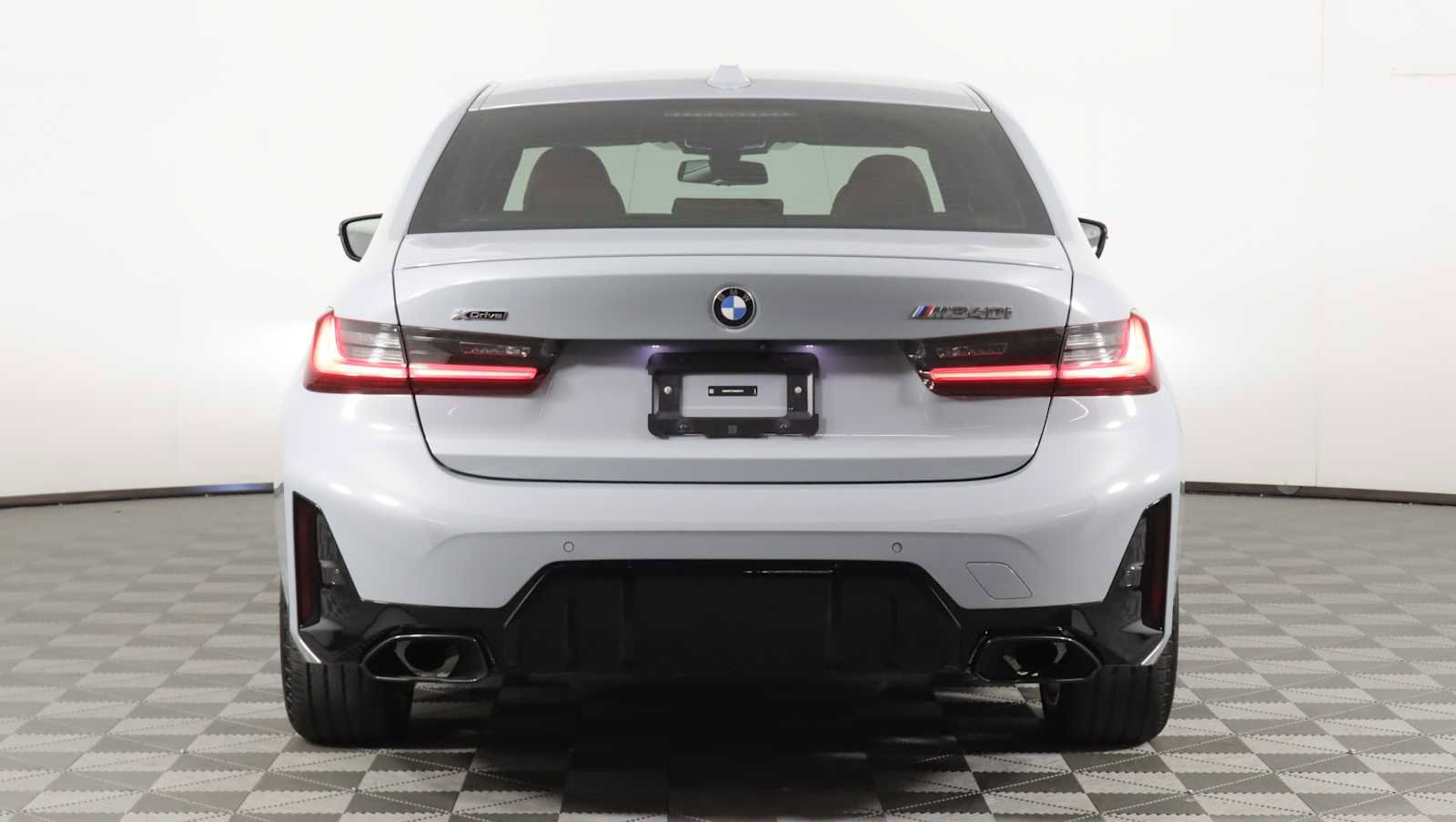 Used 2025 BMW M340i xDrive w/ Premium Package AWD/4WD image 5