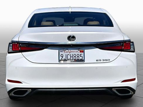 Certified 2024 Lexus ES 350 w/ Premium Package FWD image 4