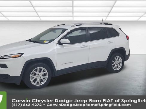 Certified 2018 Jeep Cherokee Latitude Plus image 7