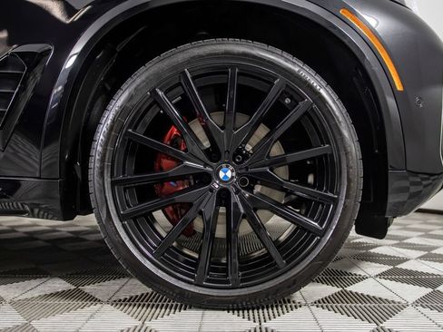 Used 2025 BMW X5 sDrive40i w/ M Sport Package RWD image 41