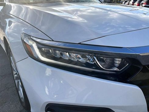 Used 2019 Honda Accord LX image 29