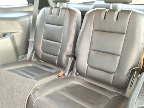 Used 2018 Ford Explorer XLT image 21