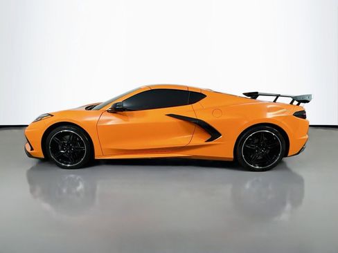 Used 2022 Chevrolet Corvette Stingray Premium Cpe w/ Z51 Performance Package RWD image 8