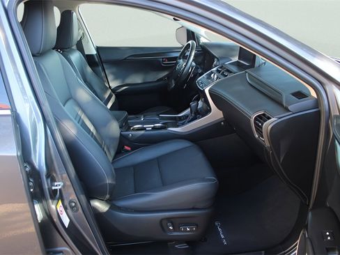 Used 2018 Lexus NX 300 FWD image 28