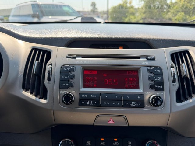 Used 2015 Kia Sportage LX FWD image 13