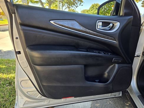 Used 2015 INFINITI QX60 FWD w/ Premium Plus Package image 6