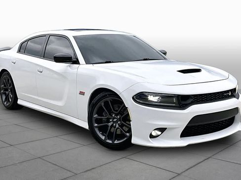 Used 2023 Dodge Charger Scat Pack w/ Harman/Kardon Audio Group RWD image 3