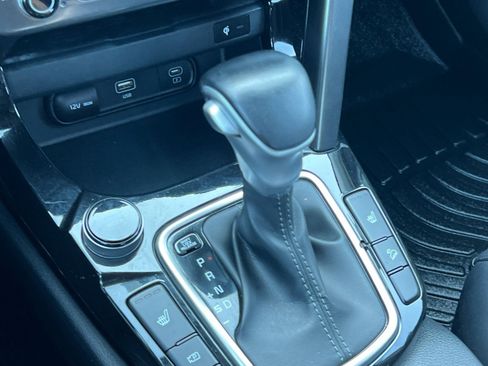Used 2024 Kia Seltos EX image 22