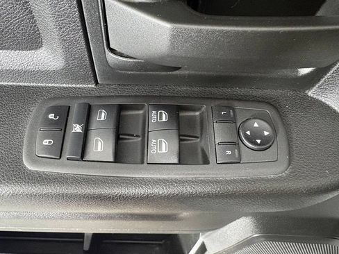 Used 2022 RAM 2500 Tradesman AWD/4WD image 15