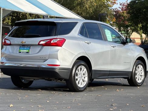 Certified 2021 Chevrolet Equinox LT w/ Driver Convenience Package image 3