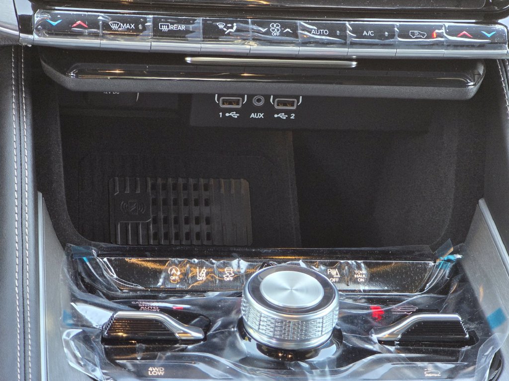 New 2026 Jeep Grand Wagoneer 4WD w/ Quick Order Packge 29V Upland image 33