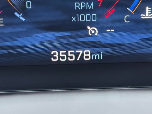 Used 2025 Chevrolet Equinox LT FWD image 40