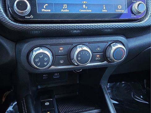 Used 2023 Nissan Kicks SV image 29