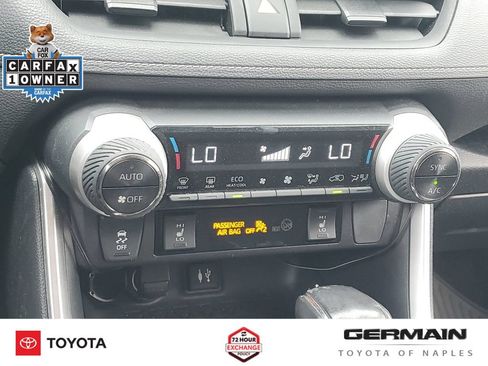 Used 2019 Toyota RAV4 XLE AWD/4WD image 31