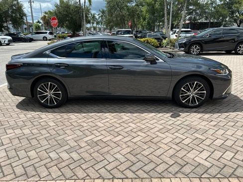 Certified 2025 Lexus ES 350 w/ Premium Package FWD image 2