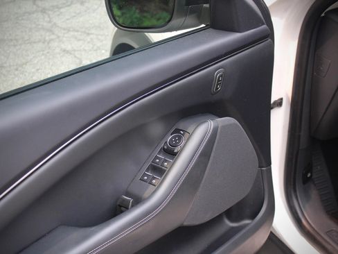Used 2023 Ford Mustang Mach-E Select RWD image 10