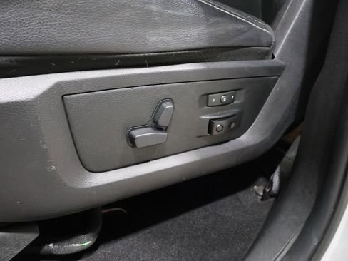 Used 2018 RAM 2500 Laramie w/ Convenience Group image 12