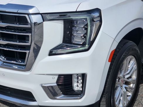 Used 2024 GMC Yukon XL SLT image 10