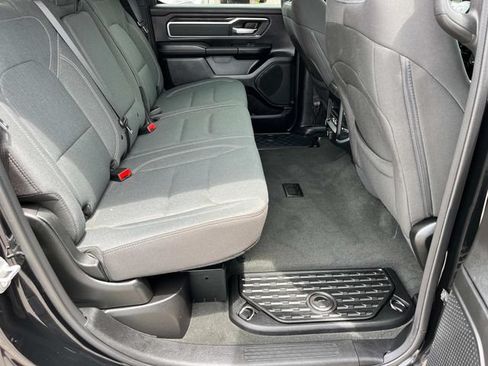 Used 2022 RAM 1500 Big Horn AWD/4WD image 23