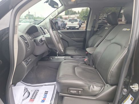 Certified 2020 Nissan Frontier PRO-4X w/ Pro-4x Utility Package AWD/4WD image 11