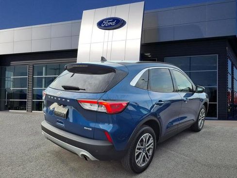 Certified 2022 Ford Escape SEL AWD/4WD image 2