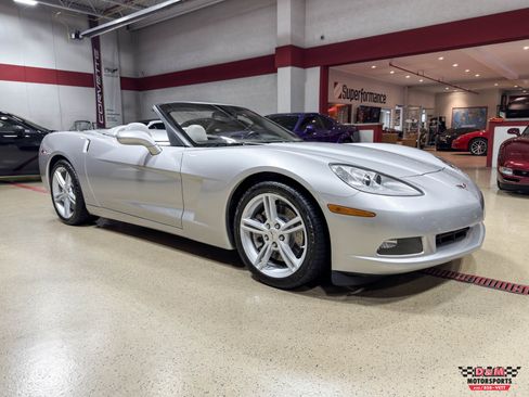 Used 2008 Chevrolet Corvette Convertible w/ Preferred Equipment Group image 7