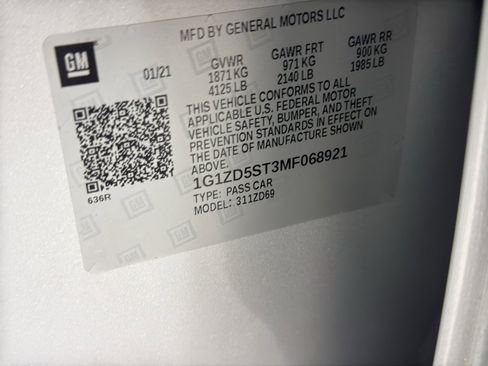 Used 2021 Chevrolet Malibu LT image 36