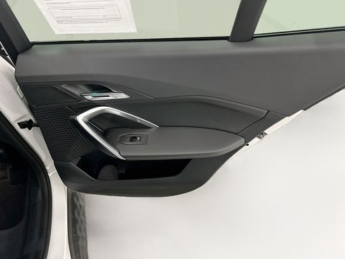 Used 2025 BMW X2 xDrive28i AWD/4WD image 31