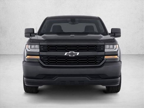 Used 2019 Chevrolet Colorado W/T w/ Custom Special Edition RWD image 2
